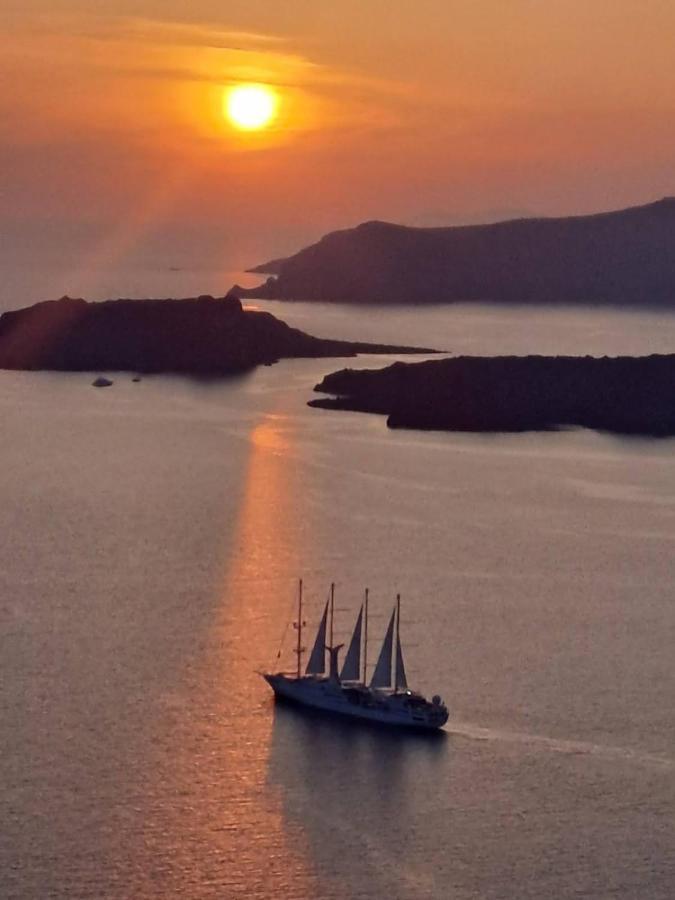 Santa Rinoula Suites Sea Sunset Views Adults Only Мегалохори Екстериор снимка