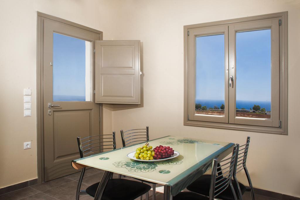 Santa Rinoula Suites Sea Sunset Views Adults Only Мегалохори Екстериор снимка