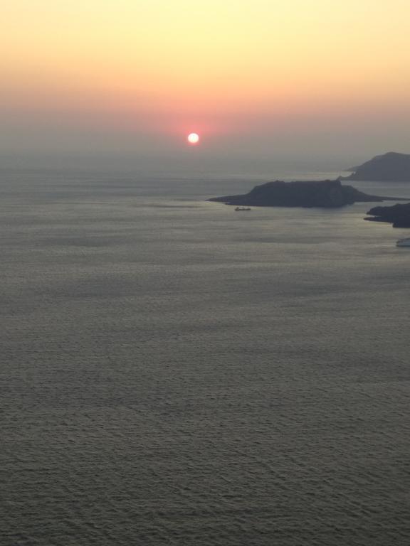 Santa Rinoula Suites Sea Sunset Views Adults Only Мегалохори Стая снимка