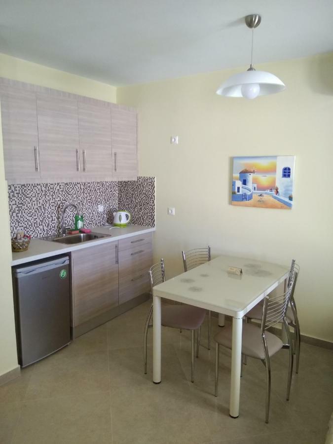 Santa Rinoula Suites Sea Sunset Views Adults Only Мегалохори Екстериор снимка